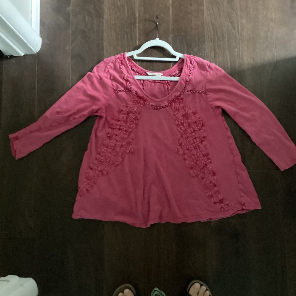 Soft Surroundings size large, long sleeve red top with cut outs